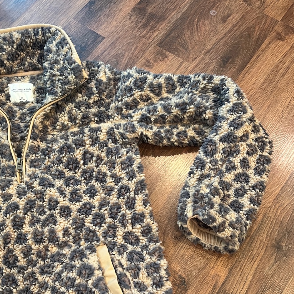 Abercrombie & Fitch Fleece Jacket - cheetah print Sherpa - Picture 7 of 10